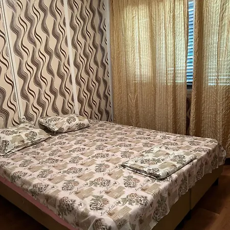 елата *