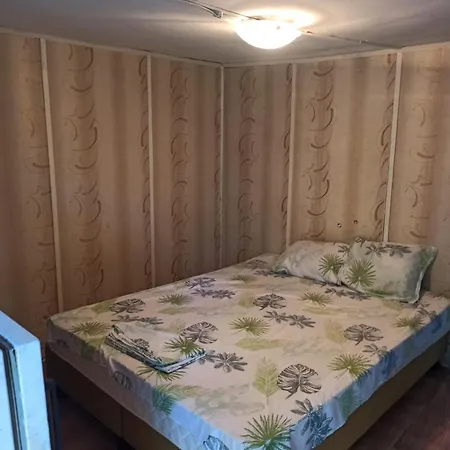 елата *